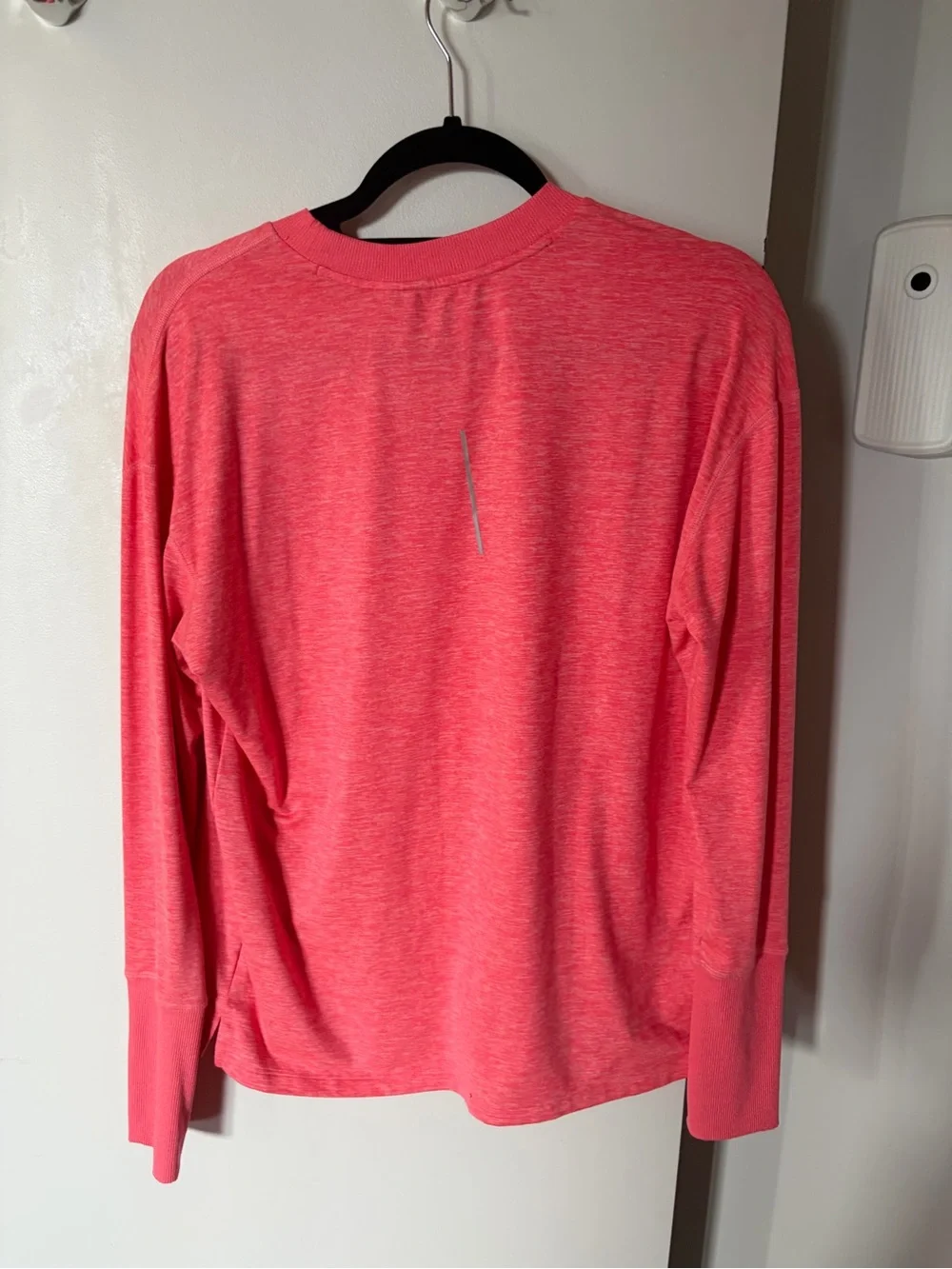 Nike Women's Long-Sleeve Crew Neck Training Top - pink